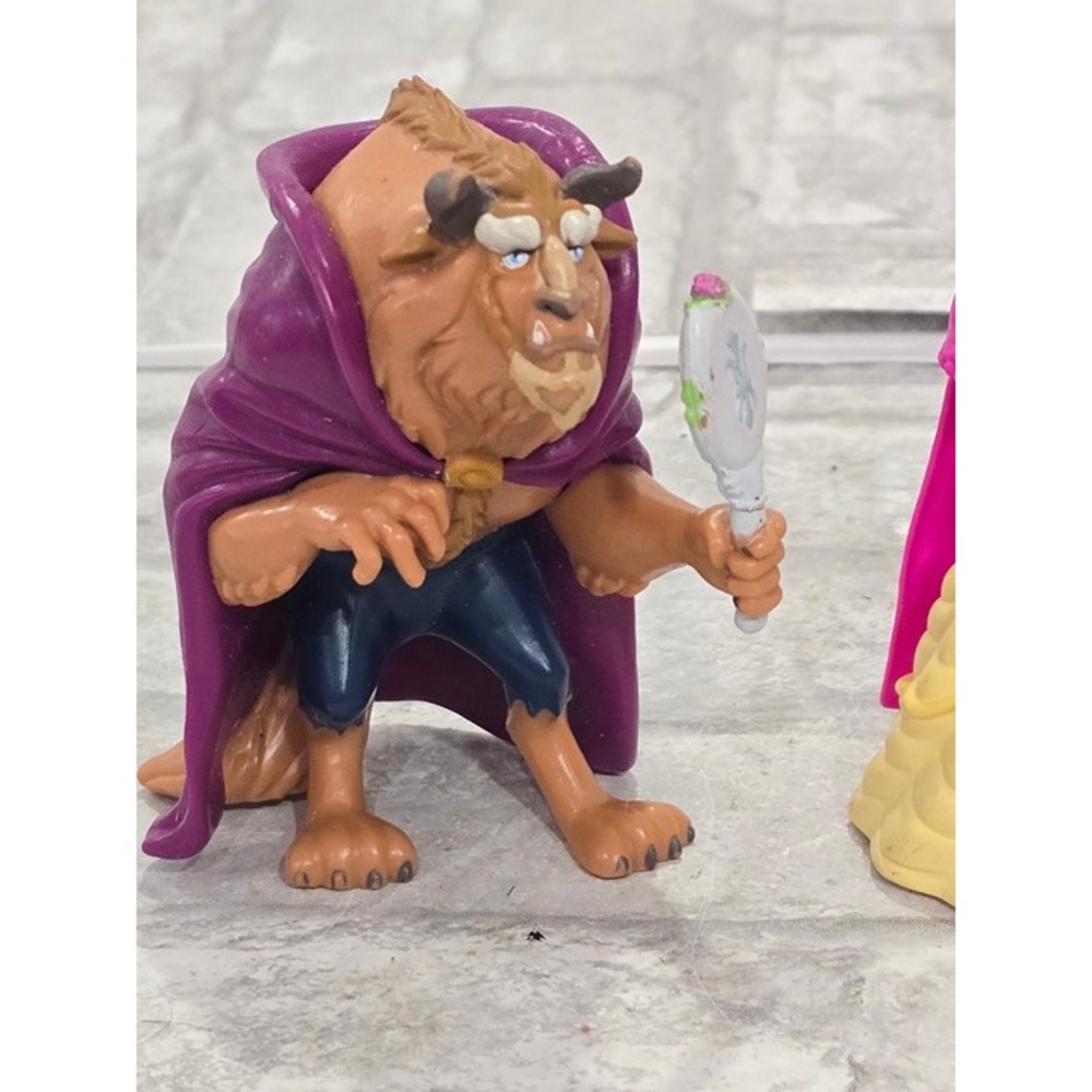 Lot of 2 Beauty Beast Figures Rubber Cake Toppers - Picture 3 of 7